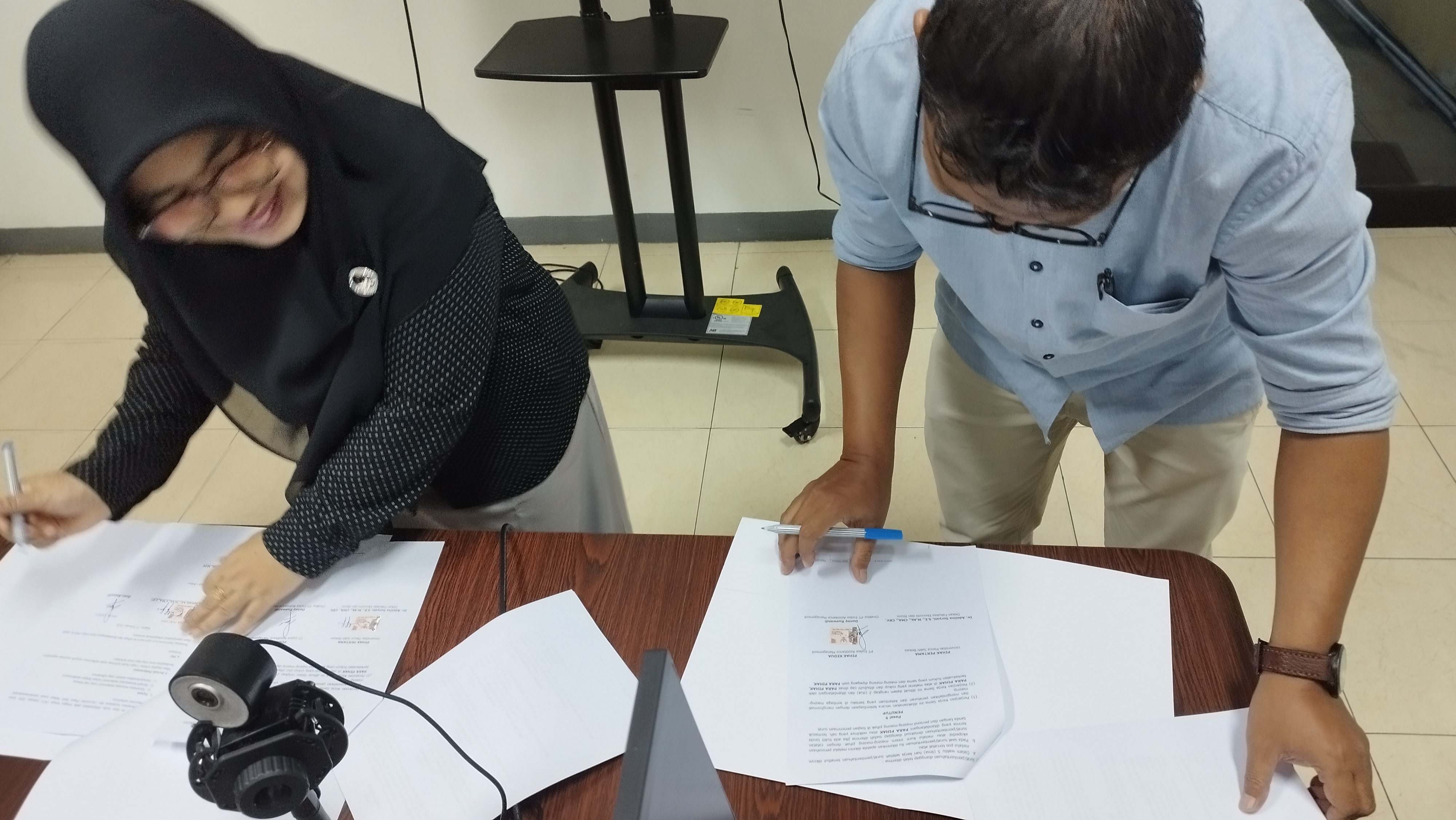 Kerjasama Fakultas Ekonomi dan Bisnis Dengan PT. ESDEA