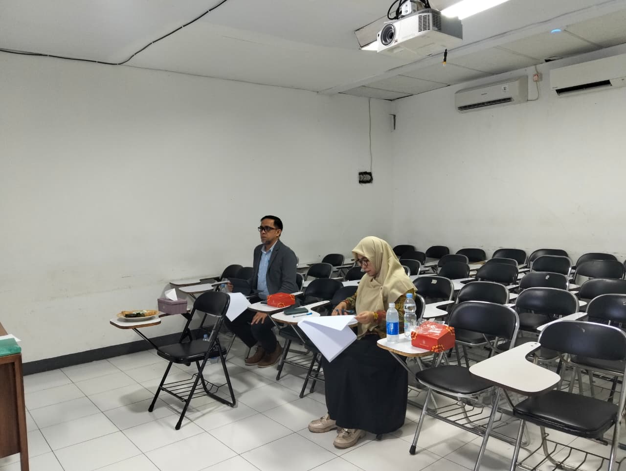 Sidang Skripsi Manajemen Semester Genap 2025/2026 Gelombang I
