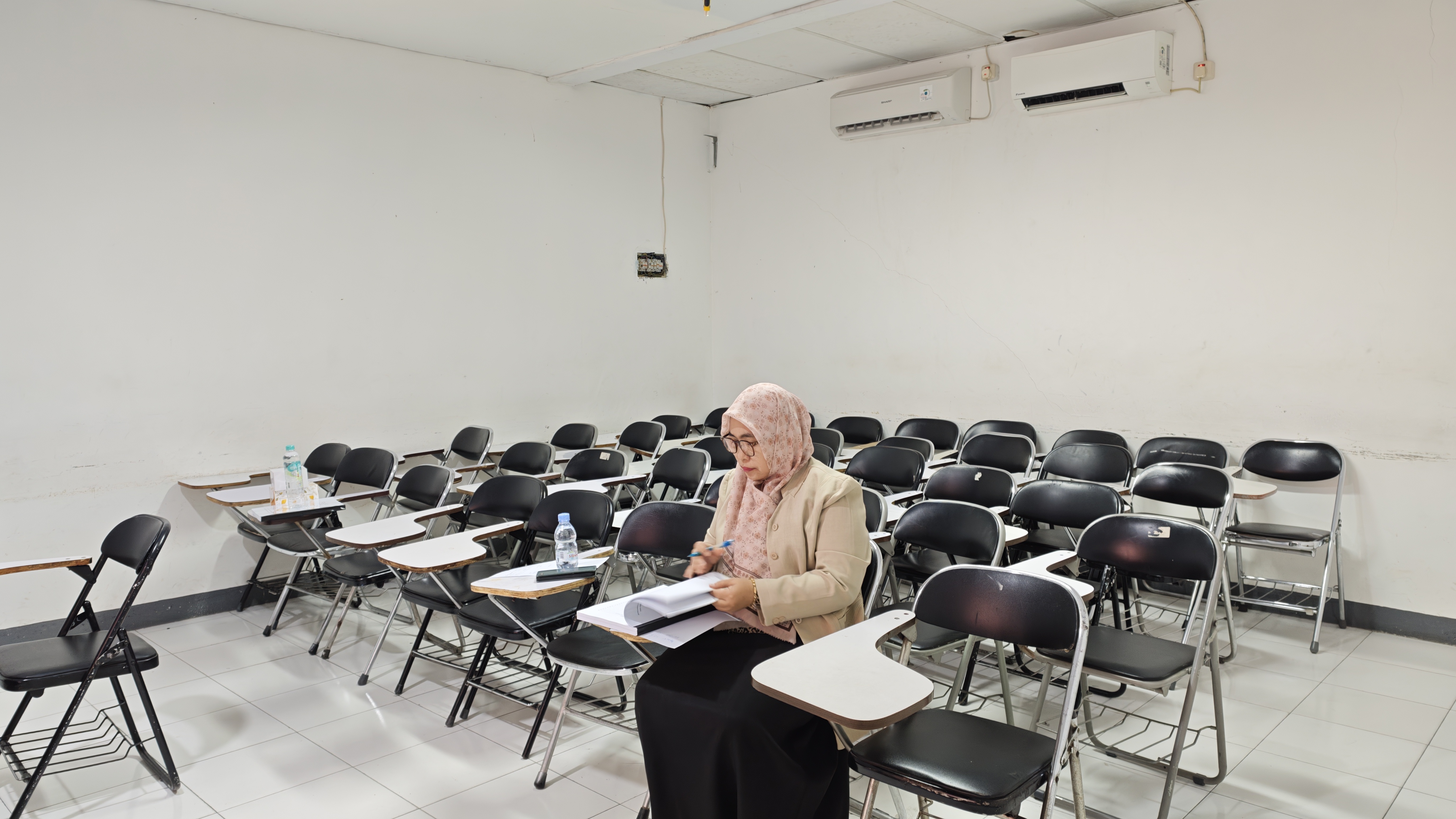 Sidang Skripsi Manajemen Semester Genap 2025/2026 Gelombang II
