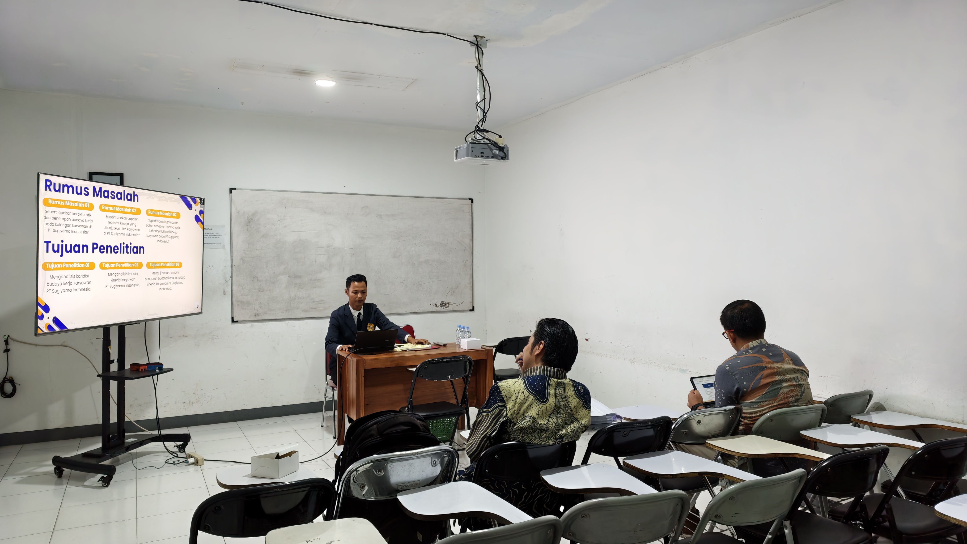 Sidang Skripsi Manajemen Semester Genap 2025/2026 Gelombang II