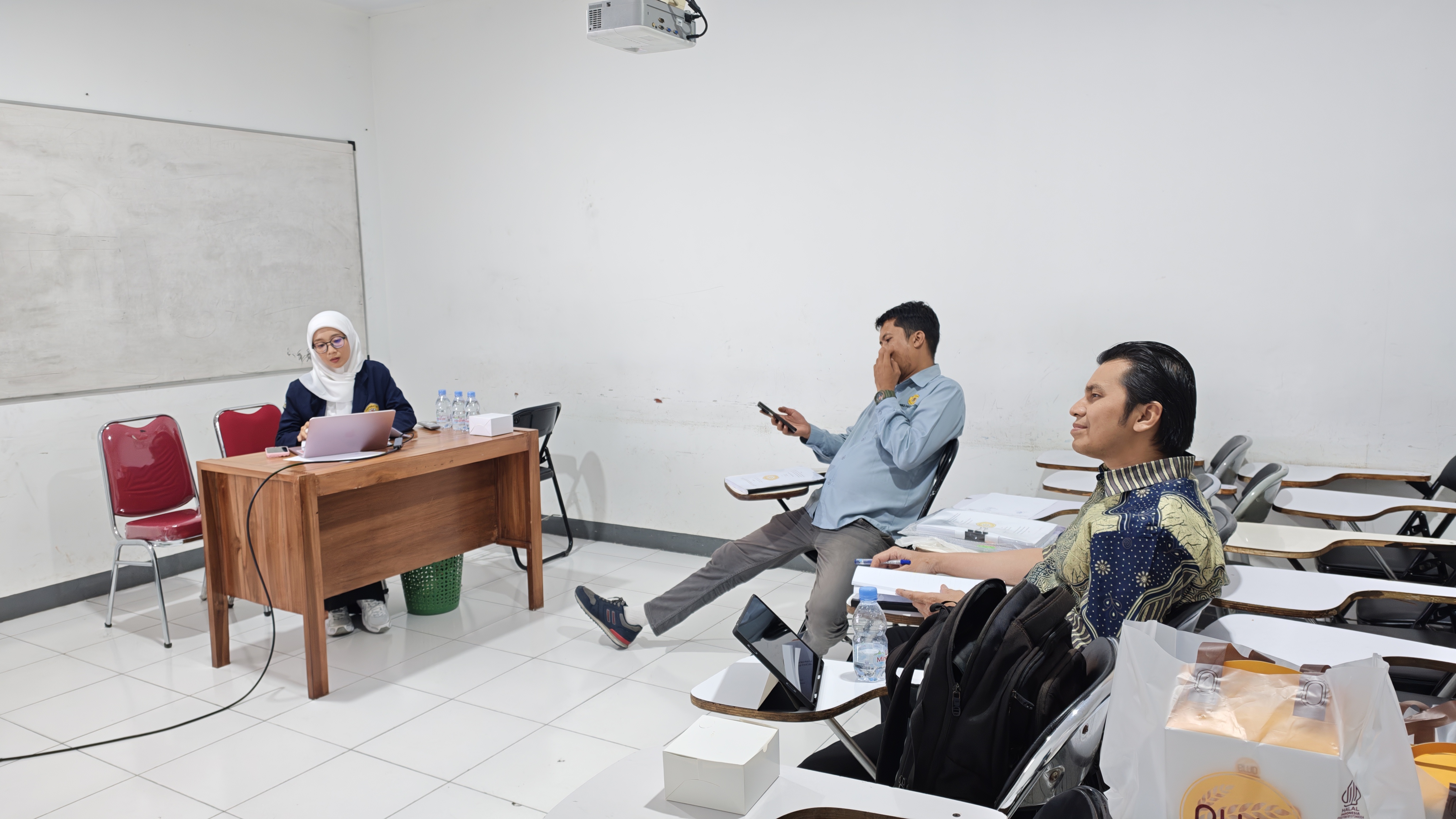 Sidang Skripsi Manajemen Semester Genap 2025/2026 Gelombang II